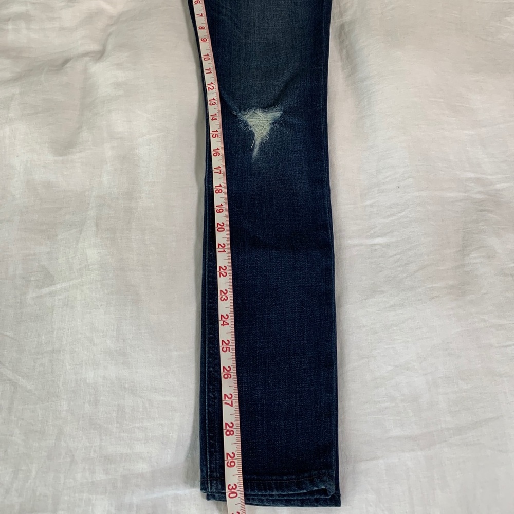 Last Chance - Express Distressed Jean - Size 4 - Picture 7 of 9